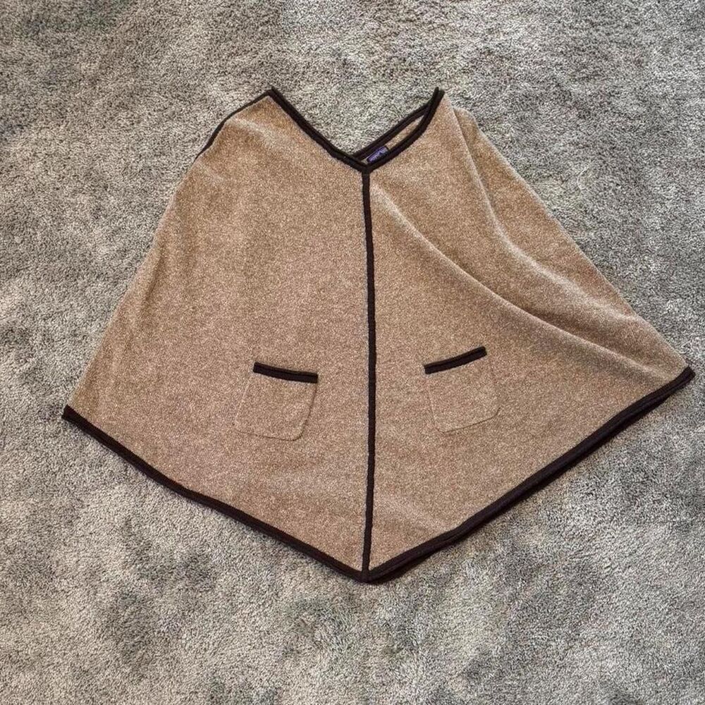 Patagonia Women's Brown and Tan Jumper